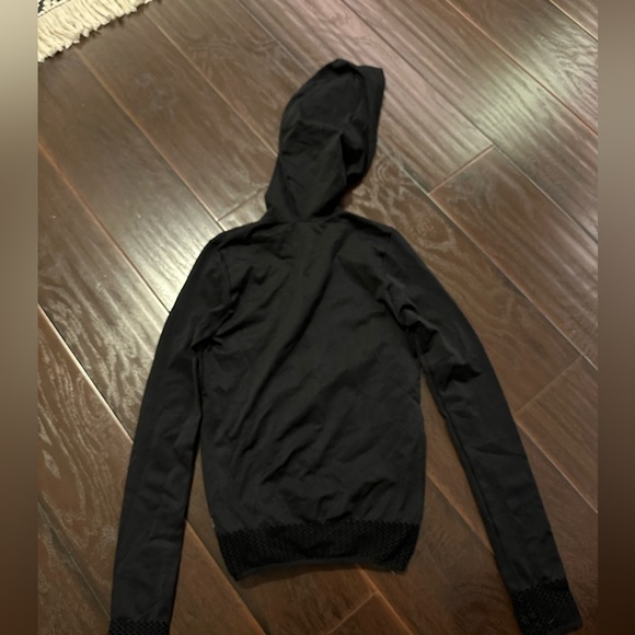 Fabletics pullover - Picture 2 of 4